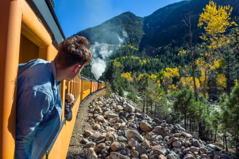 Top Scenic Rail Journeys USA: The 2026 Definitive Guide